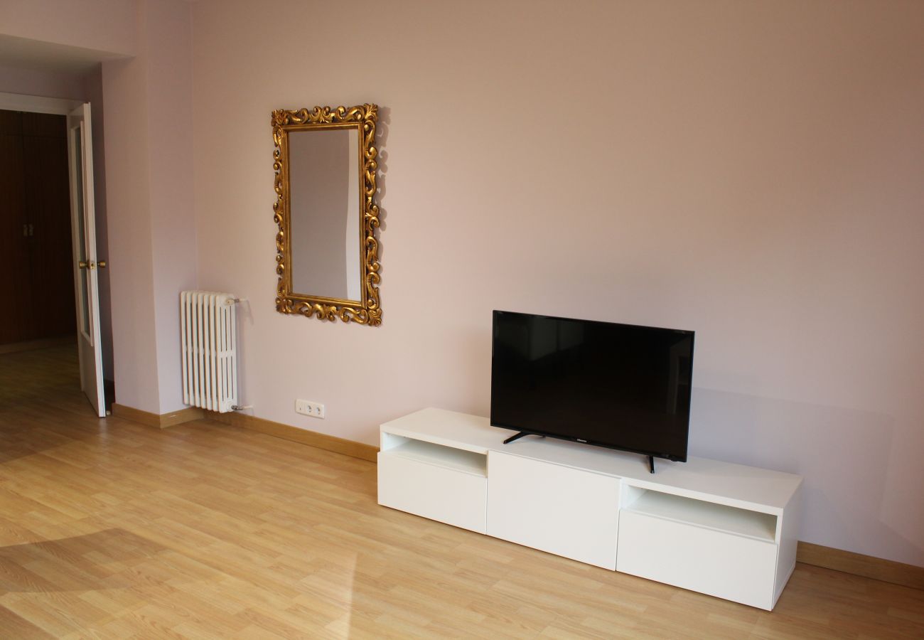 Apartamento en Madrid - Amplio apartamento, Madrid Centro. WIFI