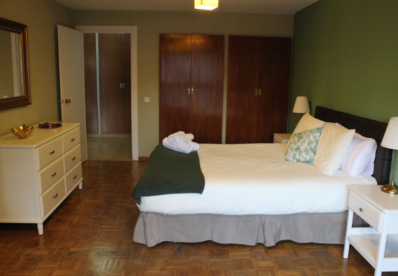 Apartamento en Madrid - Amplio apartamento, Madrid Centro. WIFI
