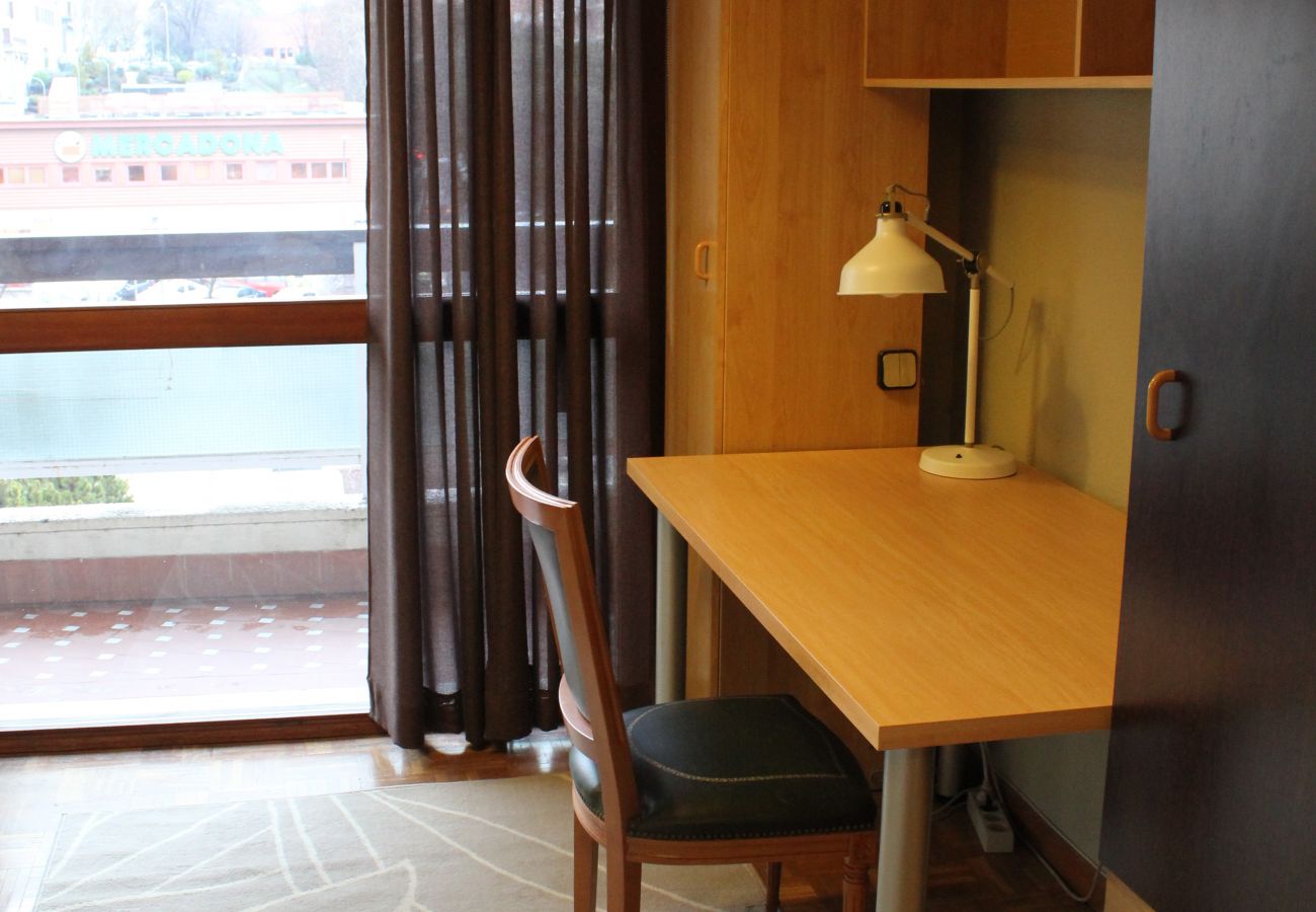 Apartamento en Madrid - Amplio apartamento, Madrid Centro. WIFI