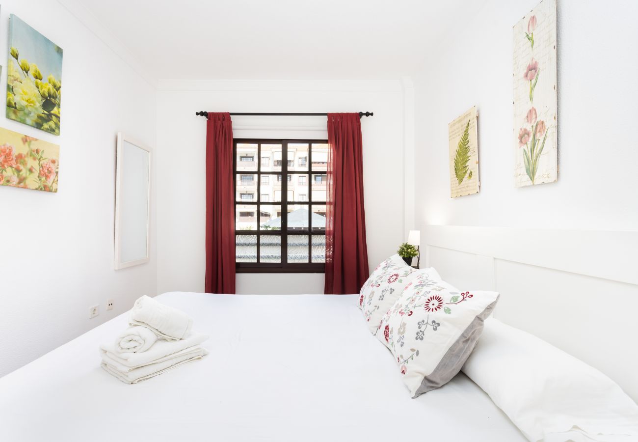 Apartamento en Costa del Silencio - Mar y piscina en Costa del Silencio