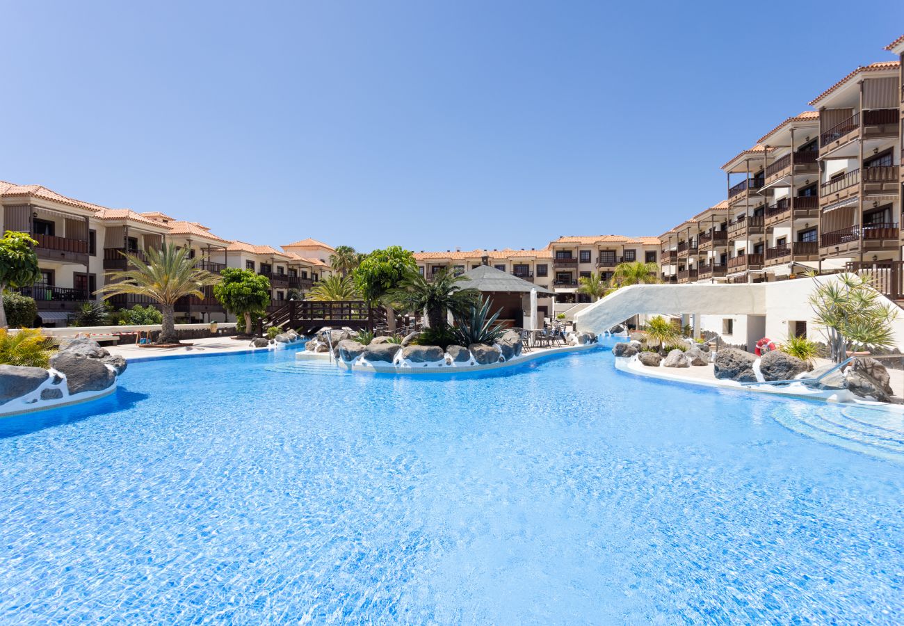 Apartamento en Costa del Silencio - Mar y piscina en Costa del Silencio