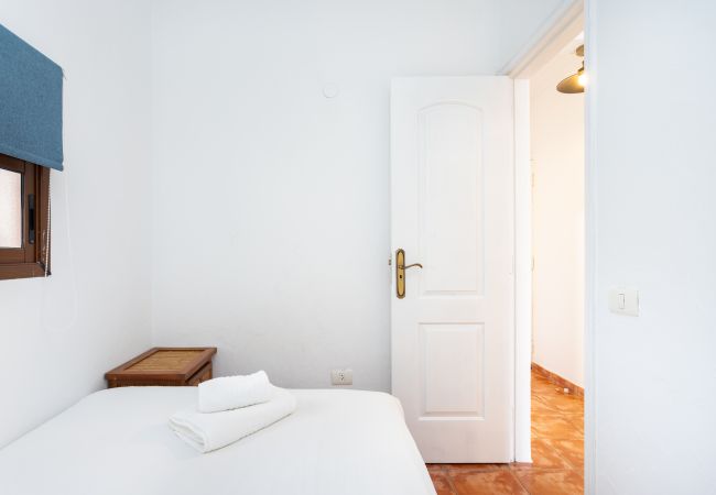 Apartamento en Adeje - Relax y descanso con terraza y vistas al mar
