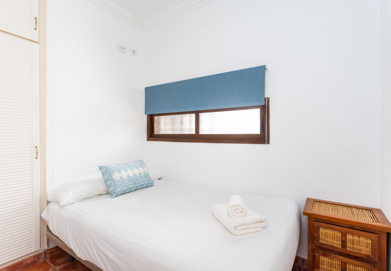 Apartamento en Adeje - Relax y descanso con terraza y vistas al mar