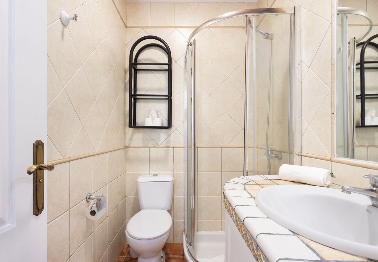 Apartamento en Adeje - Relax y descanso con terraza y vistas al mar