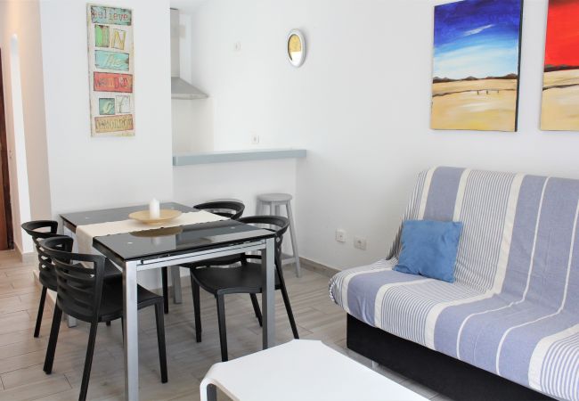 Apartamento en Adeje - Great location, 2 bd and terrace in Las Americas Apartamento en Adeje - Great location, 2 bd and terrace in Las Americas