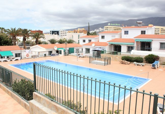 Apartamento en Adeje - Great location, 2 bd and terrace in Las Americas Apartamento en Adeje - Great location, 2 bd and terrace in Las Americas