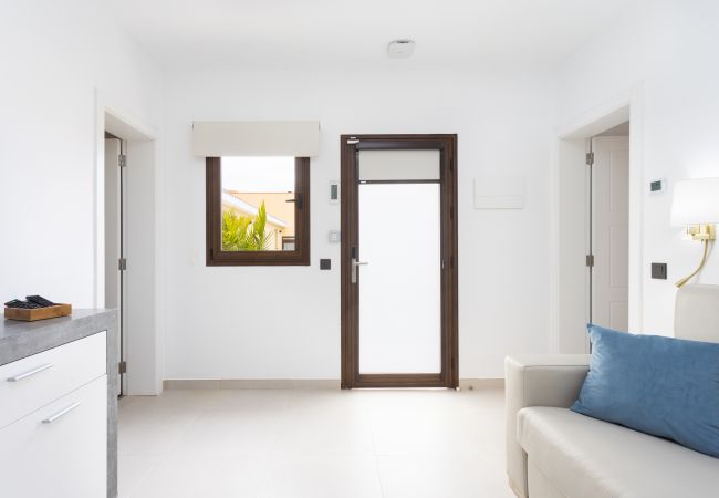 Villa en Adeje - Wonderful home with heated pool Villa en Adeje - Wonderful home with heated pool