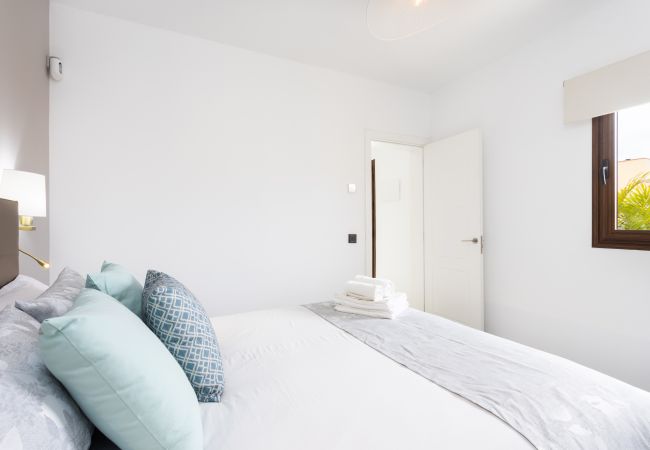 Villa en Adeje - Wonderful home with heated pool Villa en Adeje - Wonderful home with heated pool