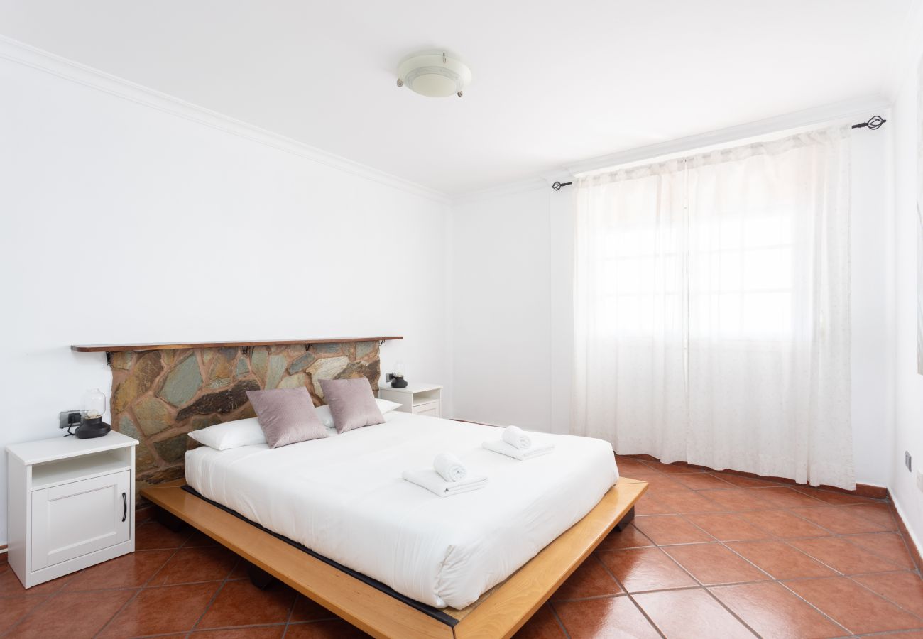 Apartamento en Radazul - Fantásticas vistas al mar. Playa y piscina