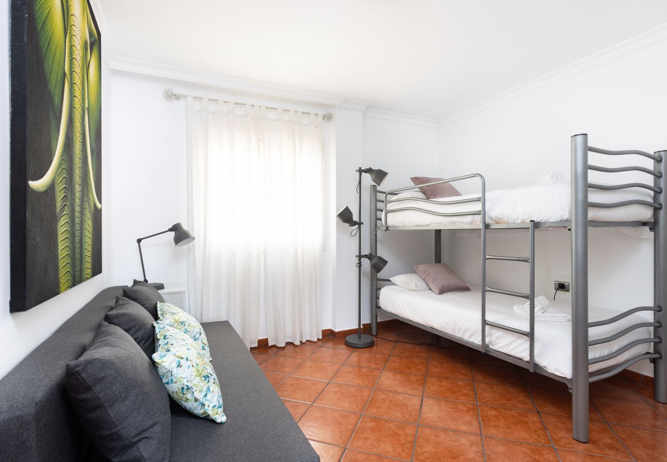 Apartamento en Radazul - Fantásticas vistas al mar. Playa y piscina