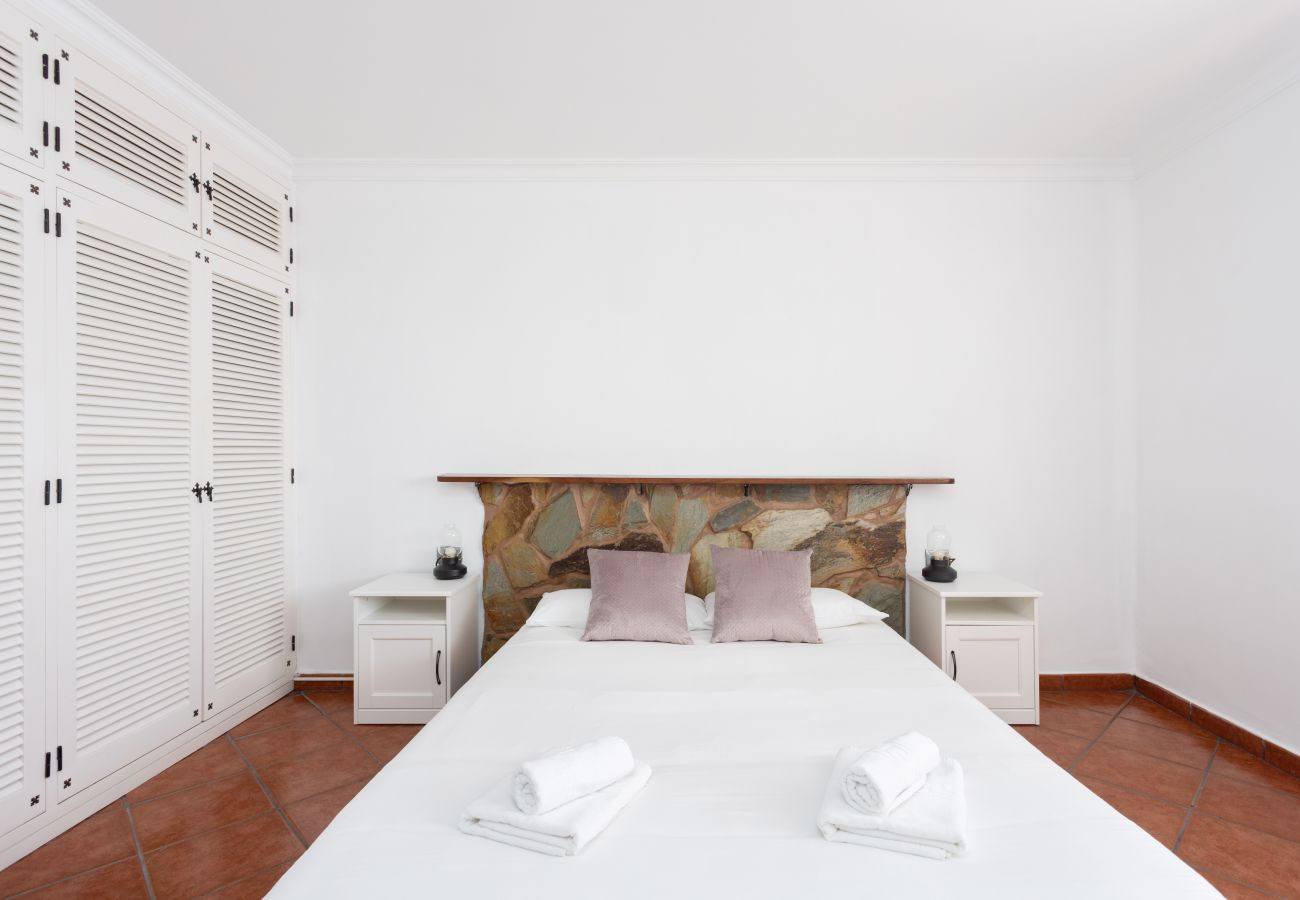Apartamento en Radazul - Fantásticas vistas al mar. Playa y piscina