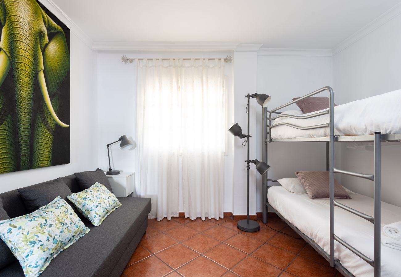 Apartamento en Radazul - Fantásticas vistas al mar. Playa y piscina