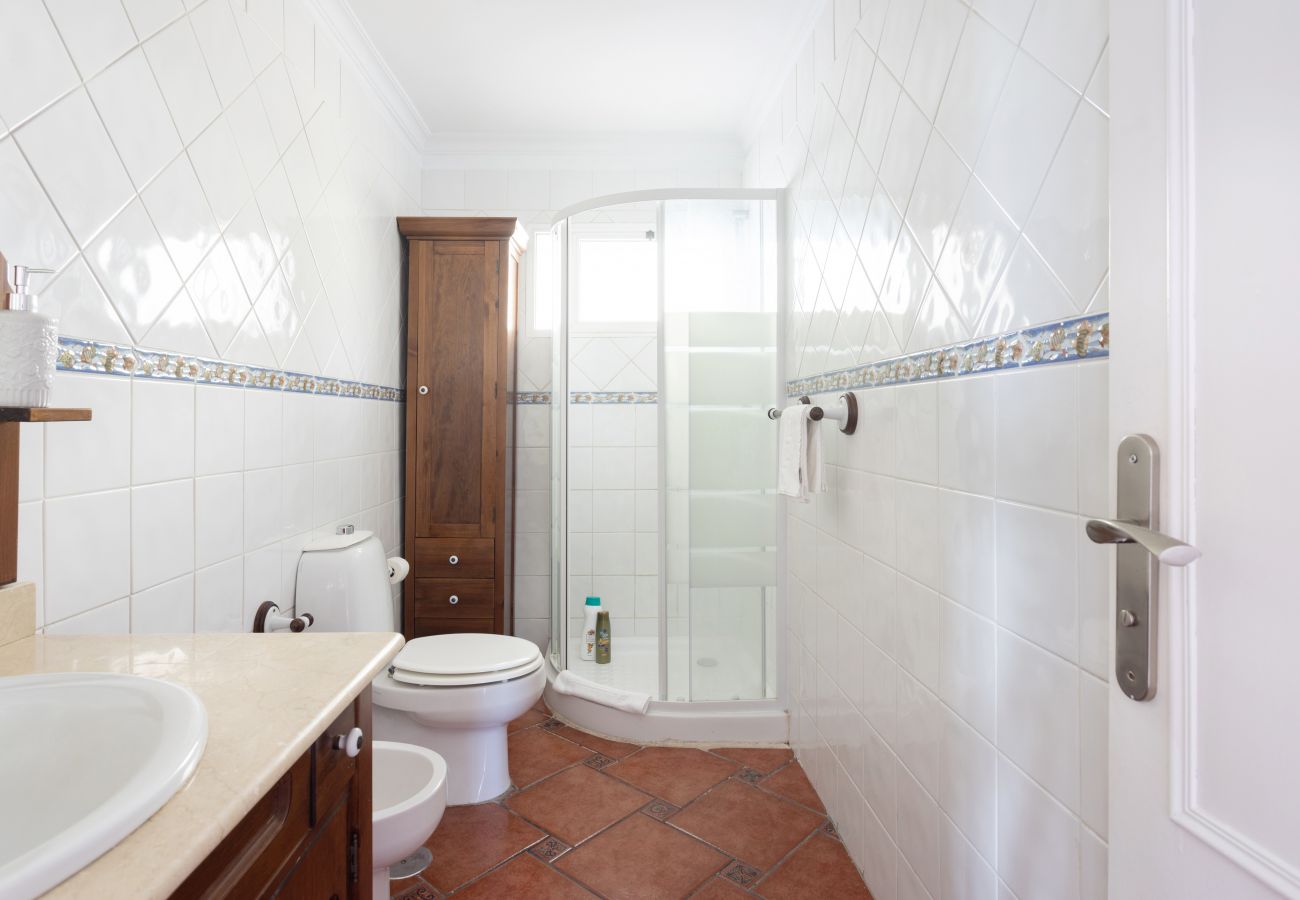 Apartamento en Radazul - Fantásticas vistas al mar. Playa y piscina