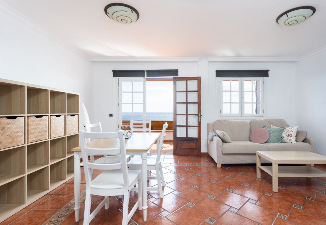 Apartamento en Radazul - Fantásticas vistas al mar. Playa y piscina