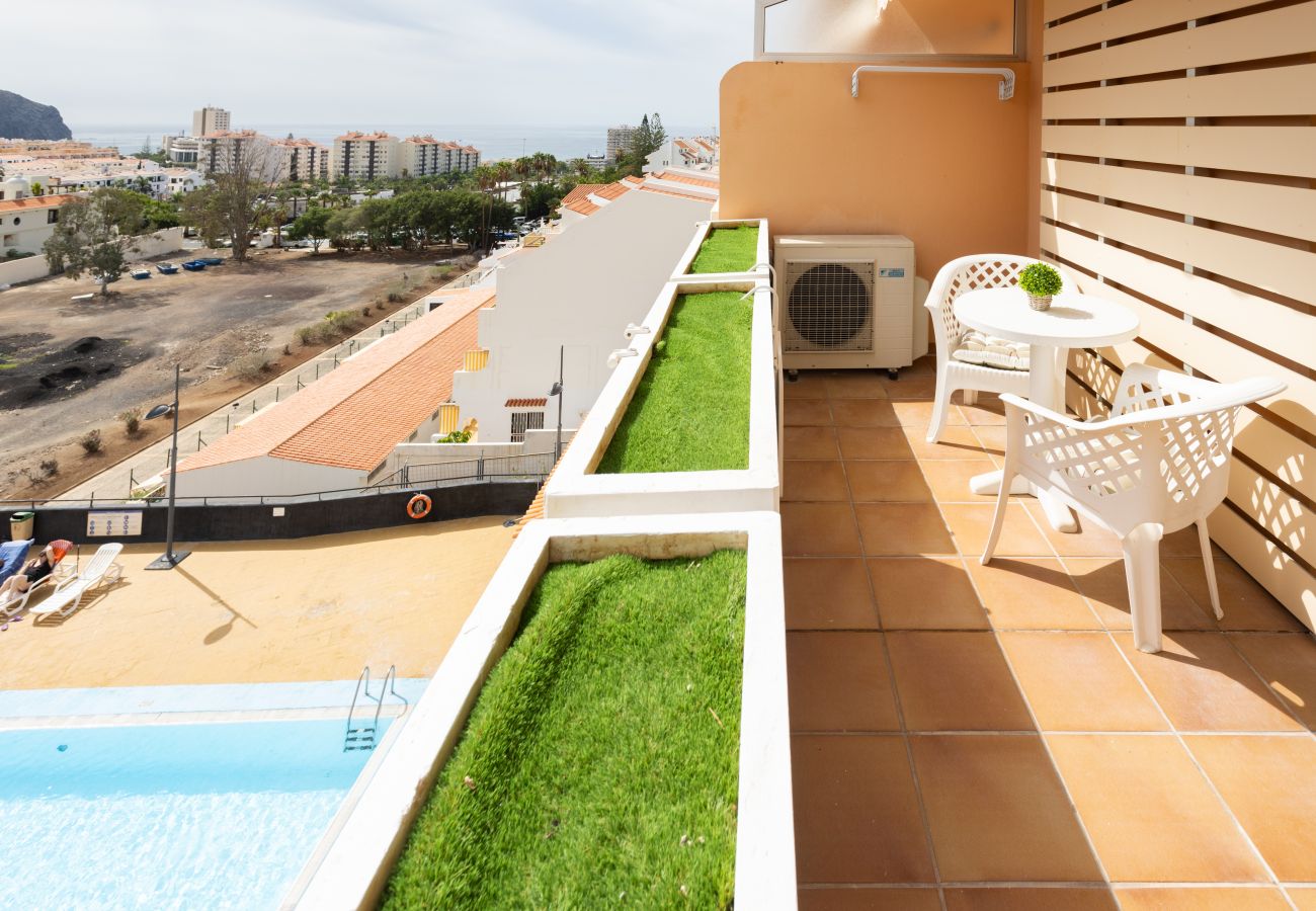 Apartamento en Los Cristianos - Nice sea & pool view apt in Los Cristianos