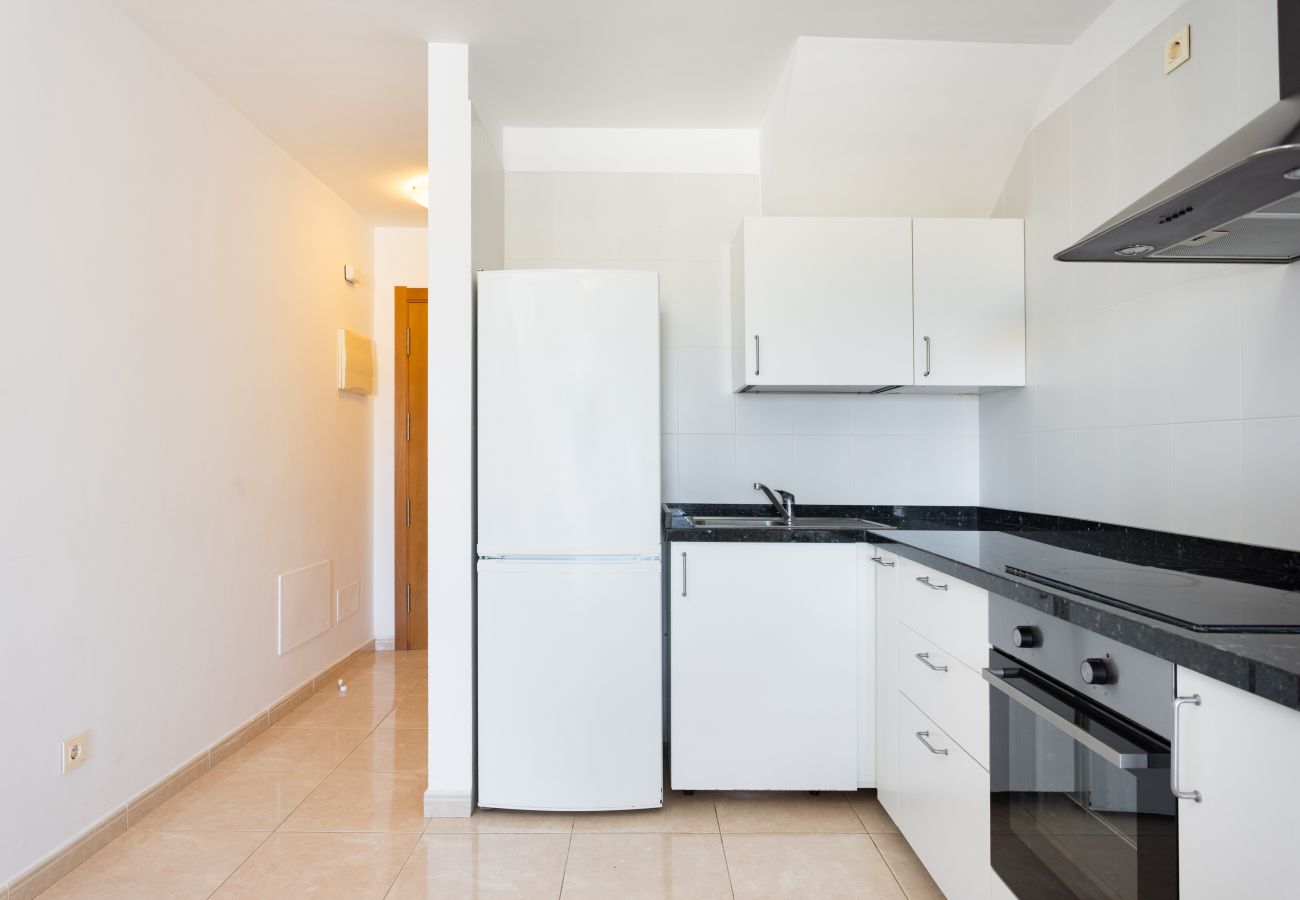 Apartamento en El Medano - Lovely seaview apartment. Swimming pool & parking.