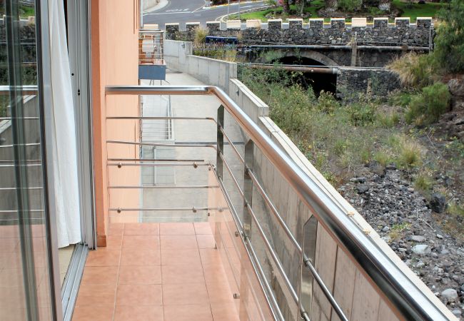 Apartment in Playa de San Juan - Apartamento Playa San Juan. Tranquilidad y WIFI Apartment in Playa de San Juan - Apartamento Playa San Juan. Tranquilidad y WIFI