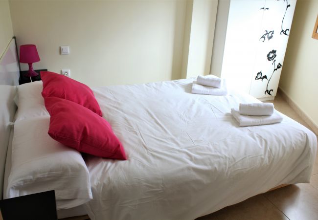 Apartment in Playa de San Juan - Apartamento Playa San Juan. Tranquilidad y WIFI Apartment in Playa de San Juan - Apartamento Playa San Juan. Tranquilidad y WIFI