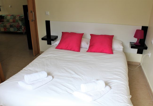 Apartment in Playa de San Juan - Apartamento Playa San Juan. Tranquilidad y WIFI Apartment in Playa de San Juan - Apartamento Playa San Juan. Tranquilidad y WIFI