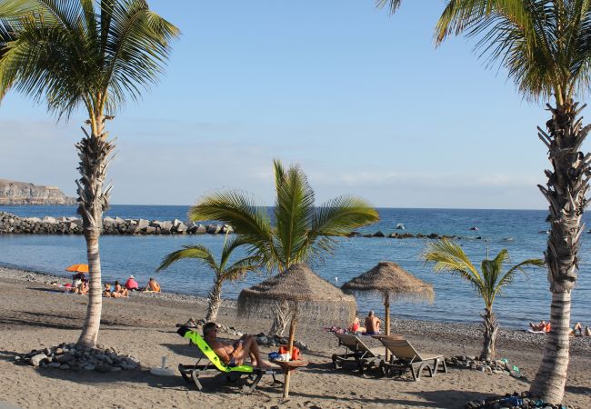 Apartment in Playa de San Juan - Apartamento Playa San Juan. Tranquilidad y WIFI Apartment in Playa de San Juan - Apartamento Playa San Juan. Tranquilidad y WIFI