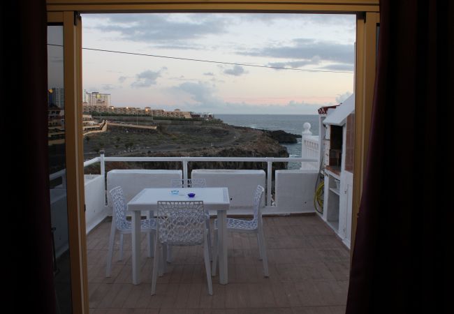 Apartment in Callao Salvaje - Acogedor apto. terraza, BBQ y vistas al mar. WIFI Apartment in Callao Salvaje - Acogedor apto. terraza, BBQ y vistas al mar. WIFI