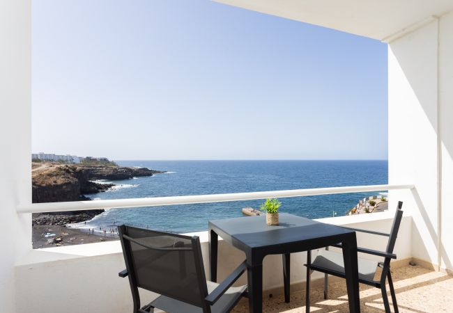 Apartment in Callao Salvaje - Encantador apto. Vistas al mar.WIFI