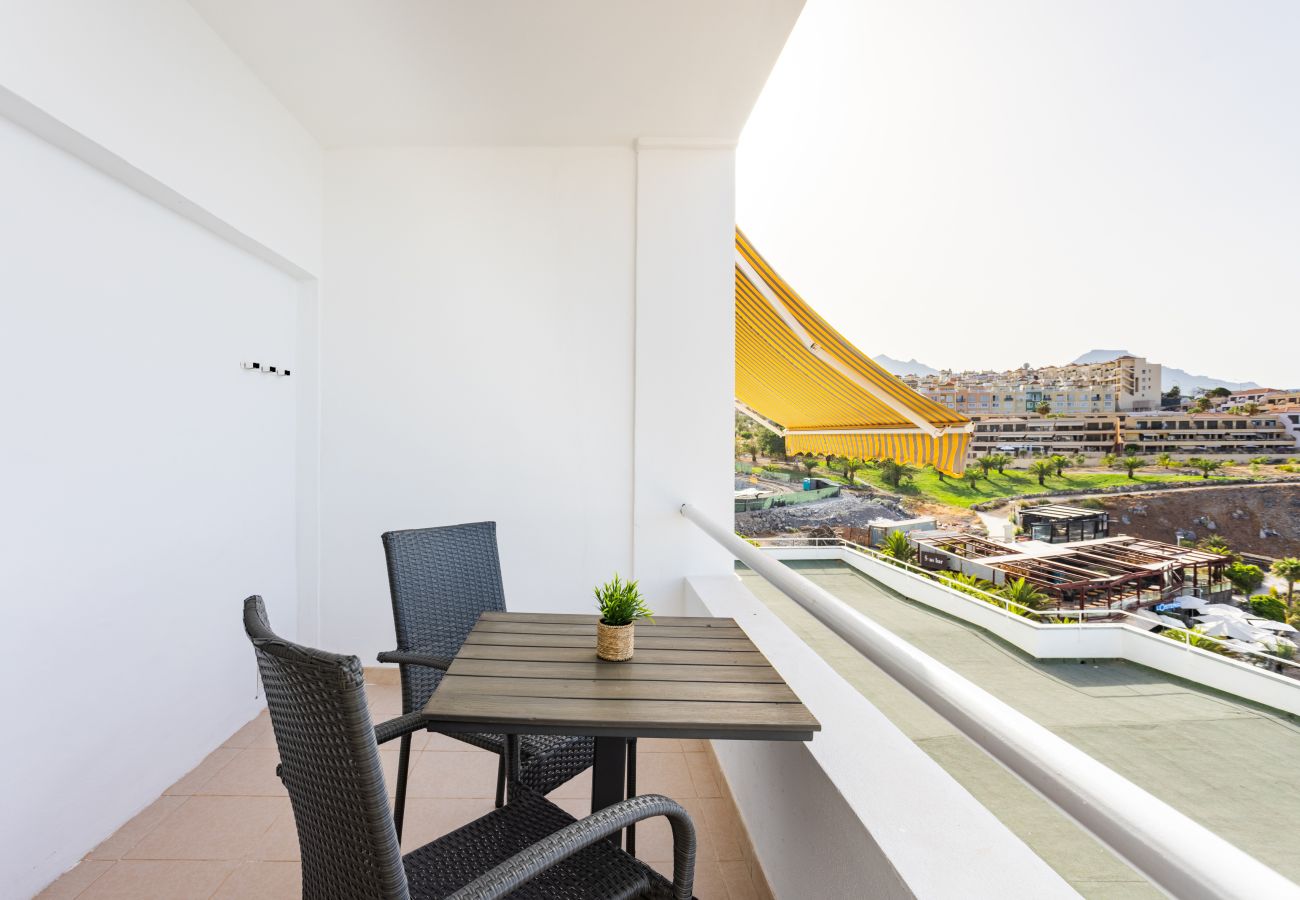 Apartment in Callao Salvaje - Preciosas vistas, playa 200m, WIFI