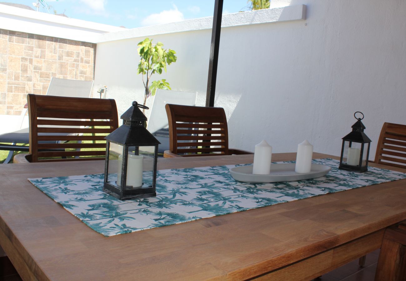 House in Adeje - Gran terraza, BBQ y relax en Playa Paraiso