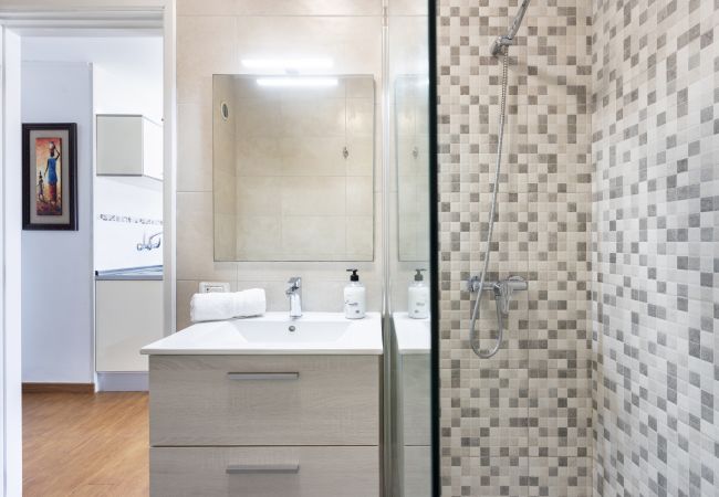 Apartment in Playa de San Juan - Nice 2 bd apartment by the sea in Playa San Juan Apartment in Playa de San Juan - Nice 2 bd apartment by the sea in Playa San Juan