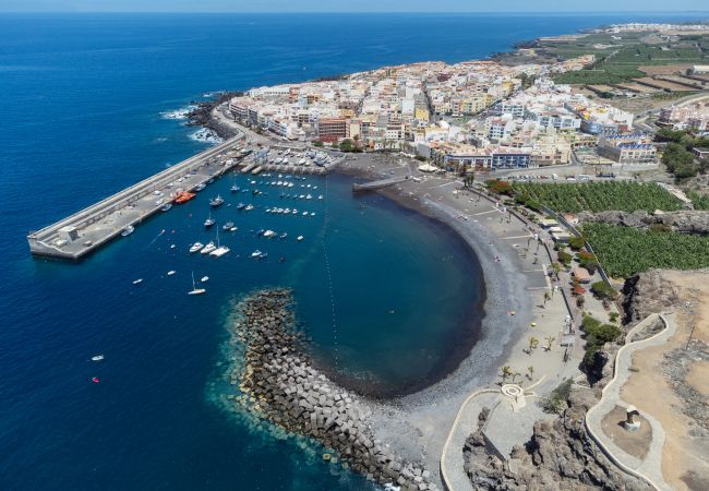 Apartment in Playa de San Juan - Nice 2 bd apartment by the sea in Playa San Juan Apartment in Playa de San Juan - Nice 2 bd apartment by the sea in Playa San Juan