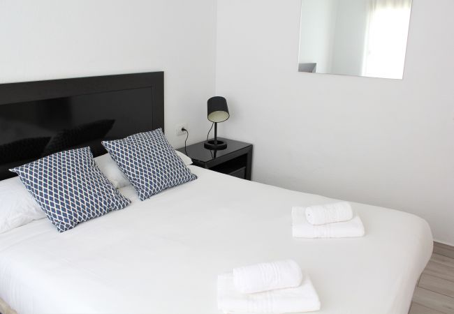 Apartment in Adeje - Great location, 2 bd and terrace in Las Americas Apartment in Adeje - Great location, 2 bd and terrace in Las Americas