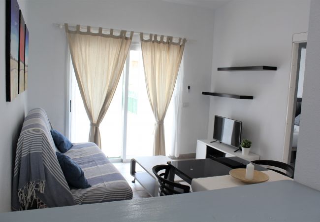 Apartment in Adeje - Great location, 2 bd and terrace in Las Americas Apartment in Adeje - Great location, 2 bd and terrace in Las Americas