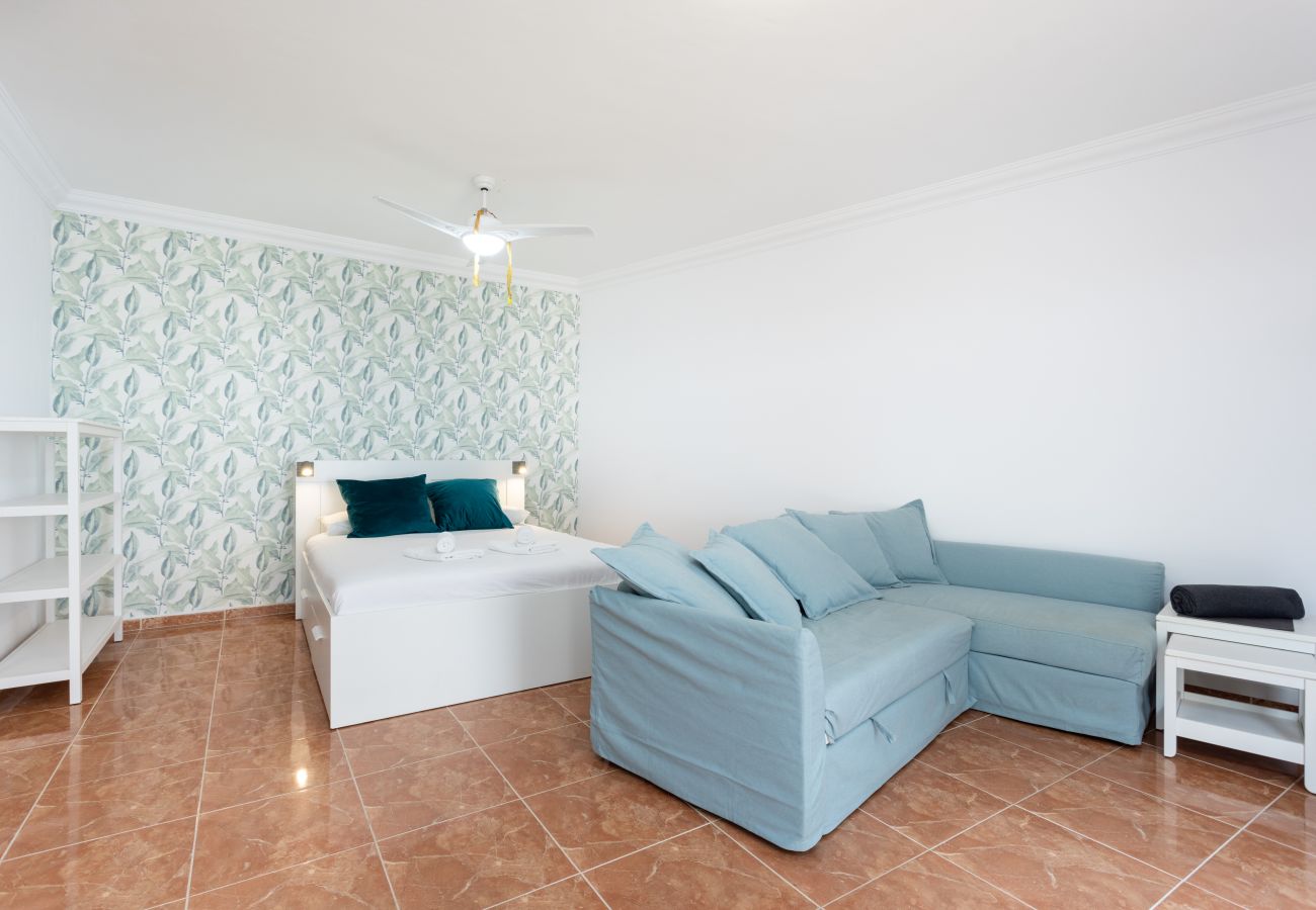 Apartment in Alcalá - Apartamento con gran terraza Chill Out