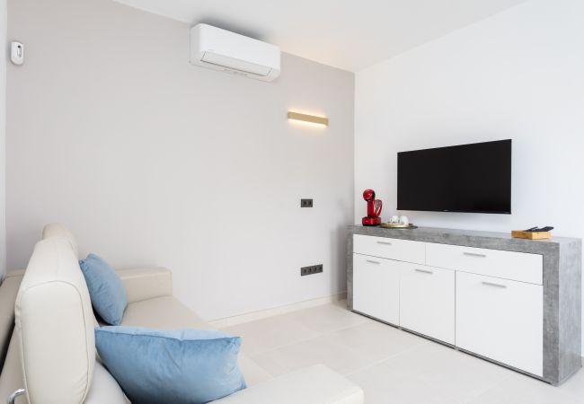 Villa in Adeje - Wonderful home with heated pool Villa in Adeje - Wonderful home with heated pool