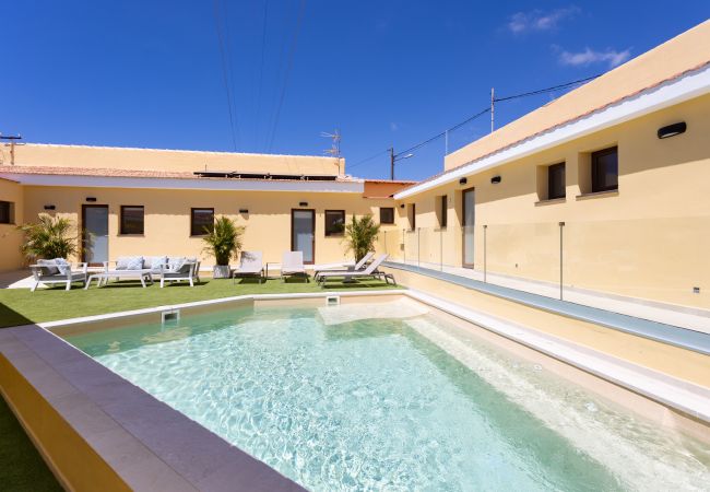 Villa in Adeje - Wonderful home with heated pool Villa in Adeje - Wonderful home with heated pool