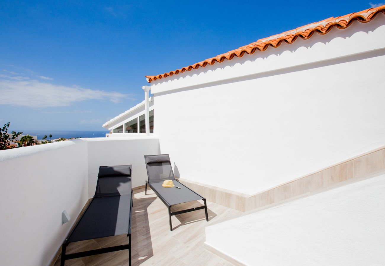 Apartment in Adeje - Stunning 2 bd apartment in Costa Adeje