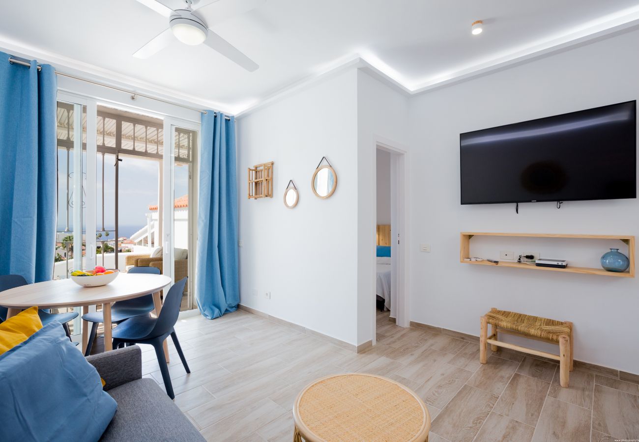 Apartment in Adeje - Stunning 2 bd apartment in Costa Adeje