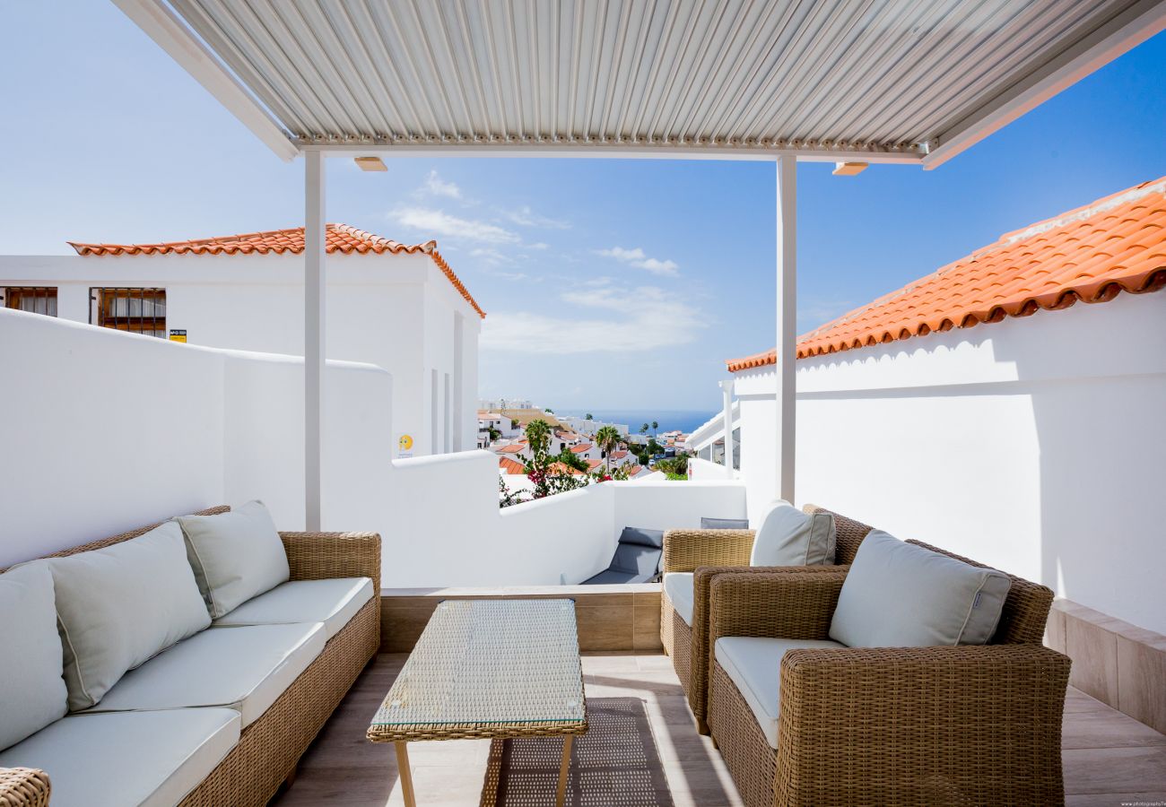Apartment in Adeje - Stunning 2 bd apartment in Costa Adeje