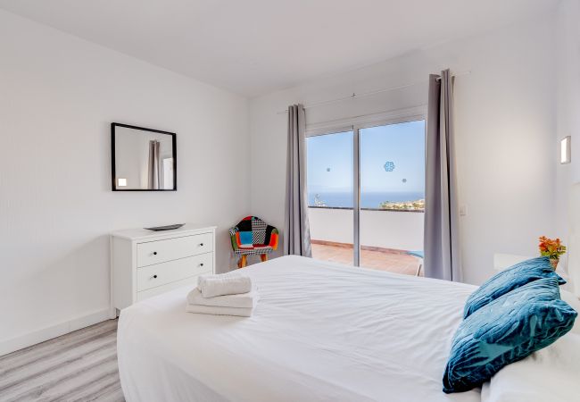 Apartment in Costa Adeje - Bright and modern apt in Costa Adeje Apartment in Costa Adeje - Bright and modern apt in Costa Adeje