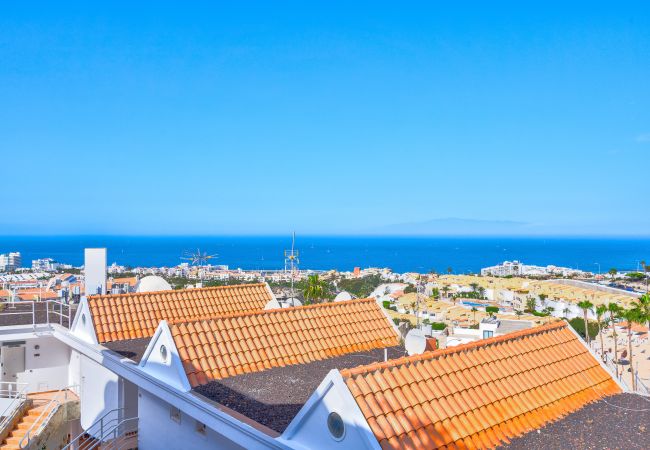 Apartment in Costa Adeje - Bright and modern apt in Costa Adeje Apartment in Costa Adeje - Bright and modern apt in Costa Adeje