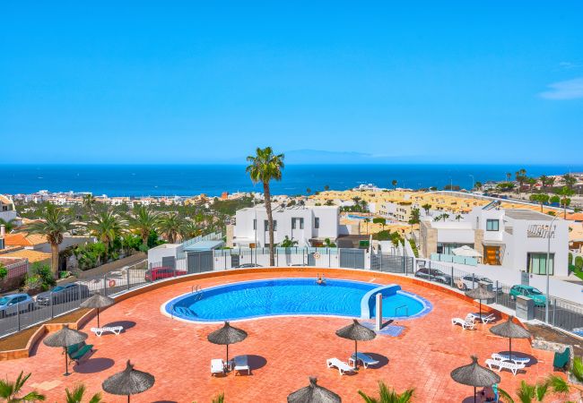Apartment in Costa Adeje - Bright and modern apt in Costa Adeje Apartment in Costa Adeje - Bright and modern apt in Costa Adeje