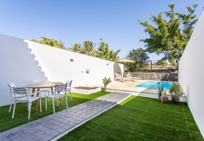 Terraced House in San Miguel de Abona - Marvelous home with private pool Terraced House in San Miguel de Abona - Marvelous home with private pool