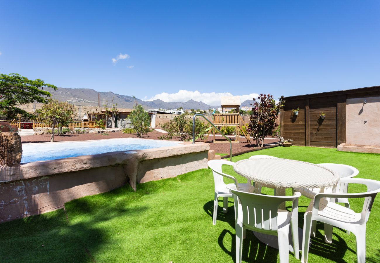 Country house in Adeje - PINQUITIN
