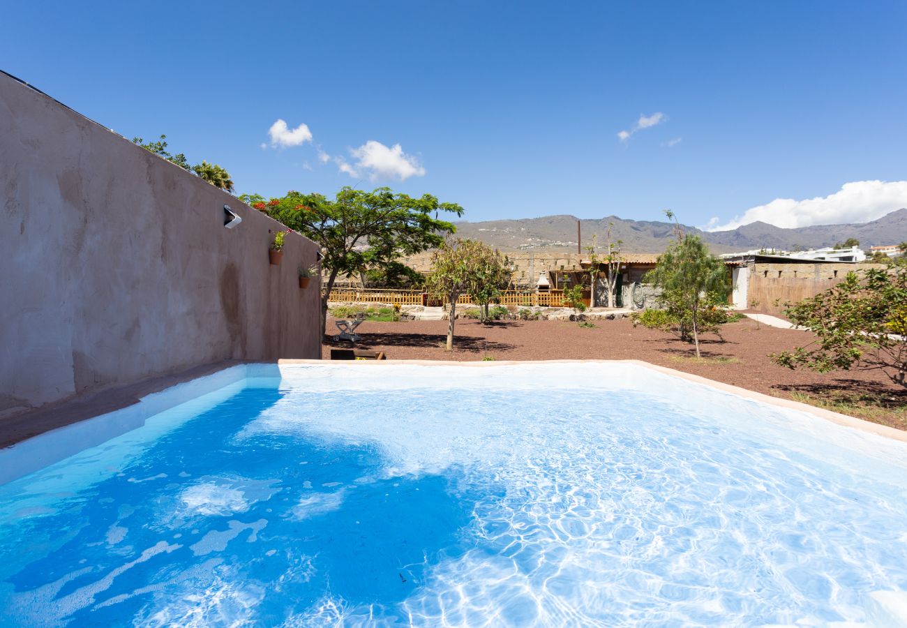 Country house in Adeje - PINQUITIN