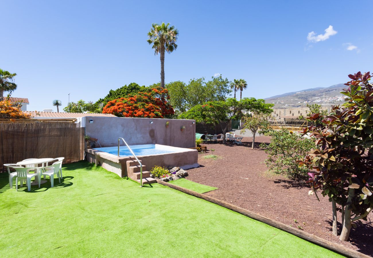 Country house in Adeje - PINQUITIN