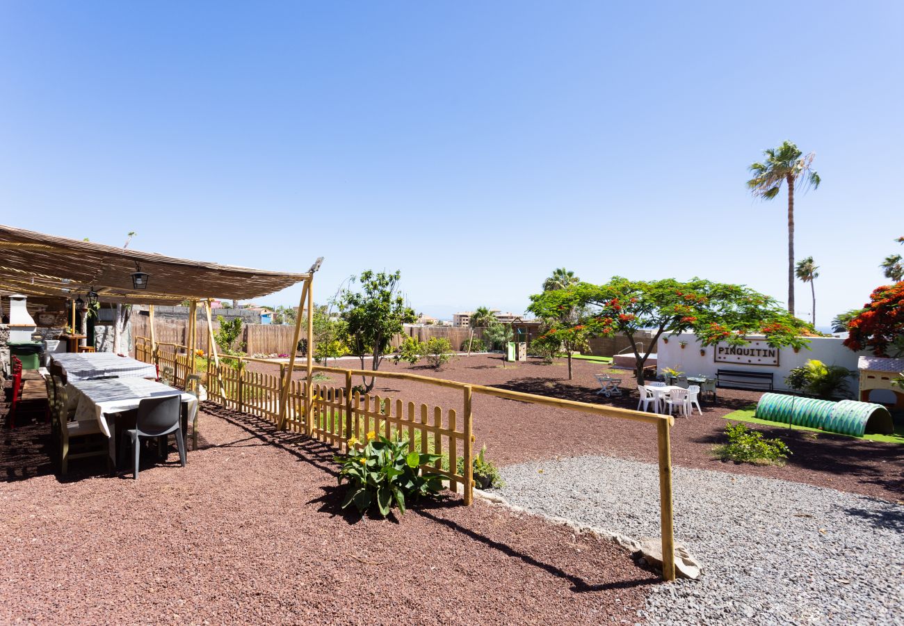 Country house in Adeje - PINQUITIN