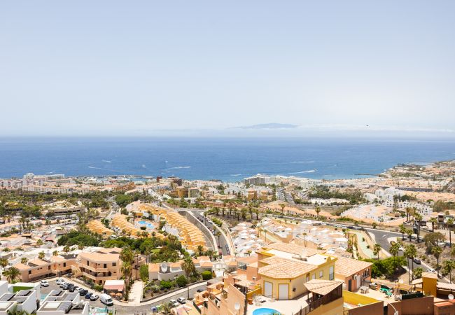 Apartment in Adeje - Gorgeous 3bd & view vacation home Apartment in Adeje - Gorgeous 3bd & view vacation home