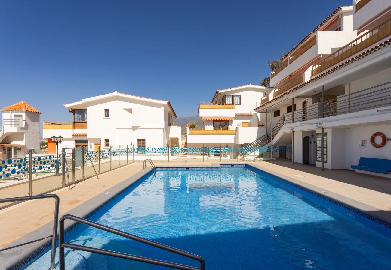 Apartment in Los Cristianos - Spectacular view of Las Vistas beach & ocean
