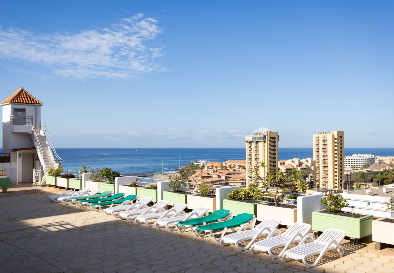 Apartment in Los Cristianos - Spectacular view of Las Vistas beach & ocean