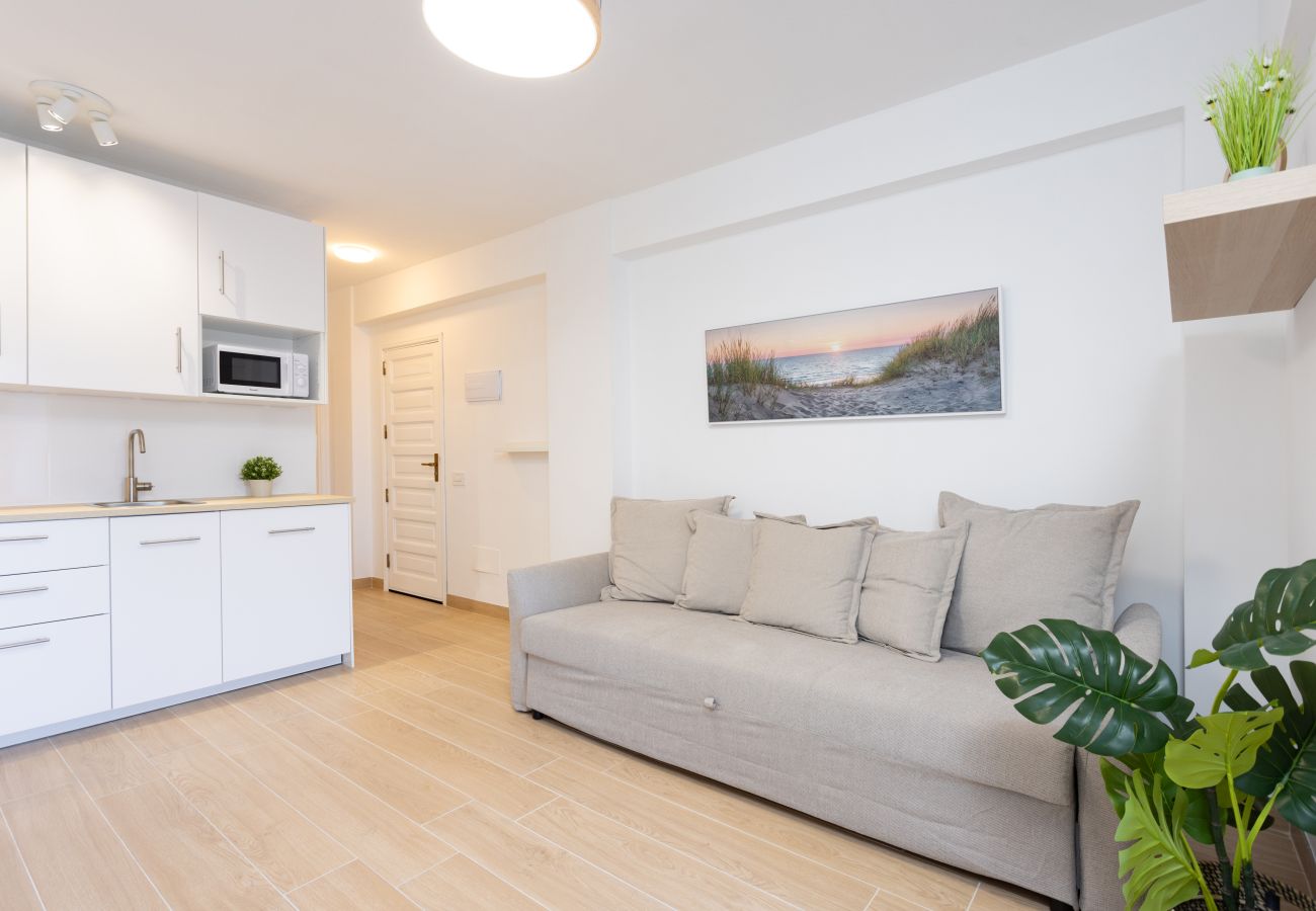 Apartment in Los Cristianos - Spectacular view of Las Vistas beach & ocean